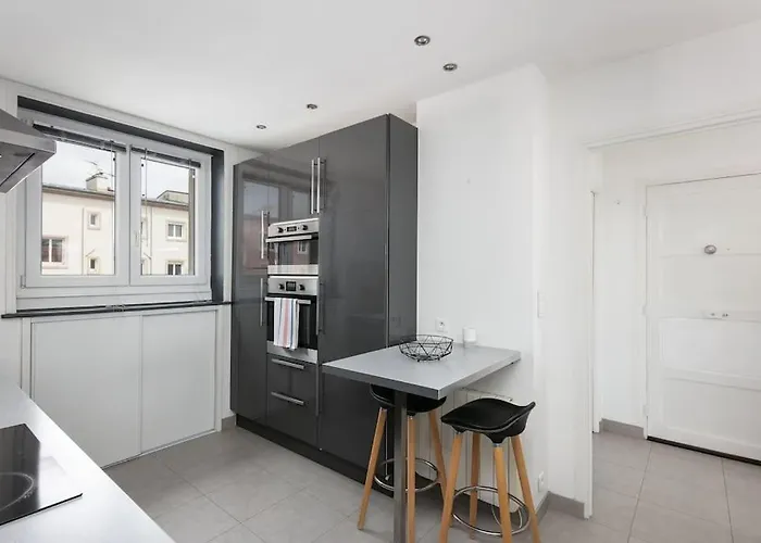 Belle Vue De Brest/t2 Lumineux /centre-ville Брест